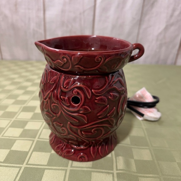 Scentsy candle warmer - Picture 1 of 4